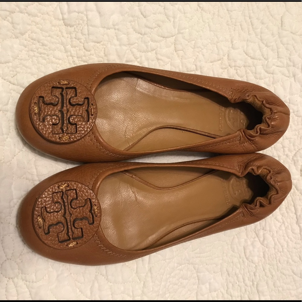 Tory Burch Tan flats size 7